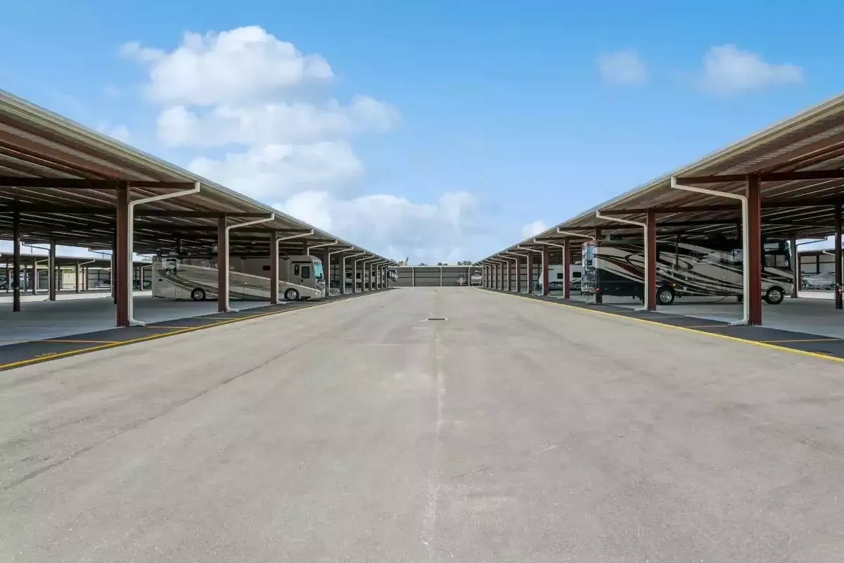 Honey Bee RV covered RV parking