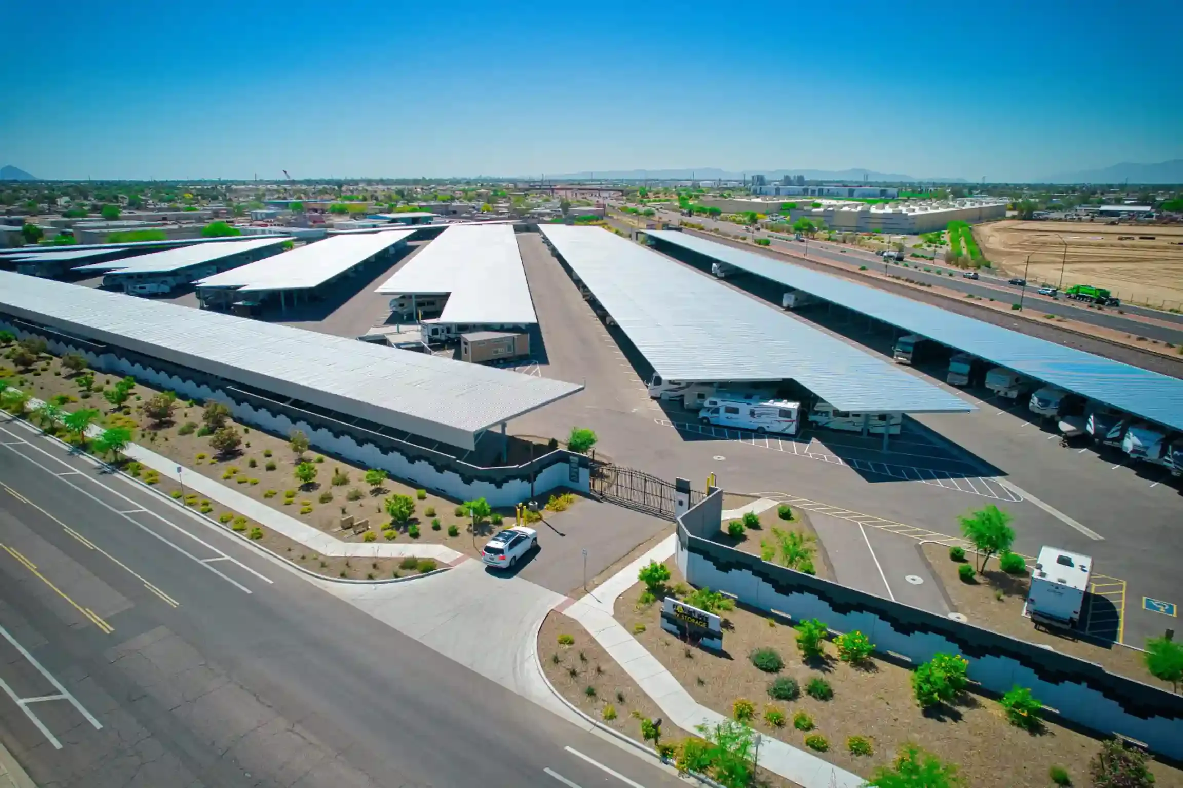 Honey Bee RV in Peoria with covered parking